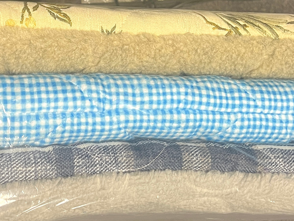 FMS Dog Beds packs of beds designed to fit RuffLand™ Performance Kennels, with padded, durable fabric for comfortable outdoor use.