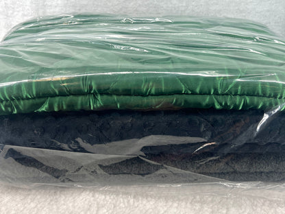 FMS Dog Beds packs of beds designed to fit RuffLand™ Performance Kennels, featuring soft, durable bedding for dogs.