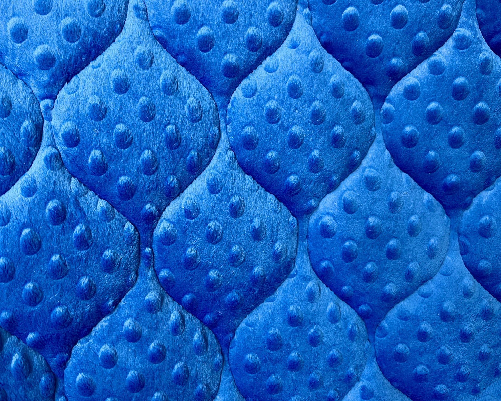 Luxury Minky Dots Cuddle Fur Beds - FMS Dog Beds