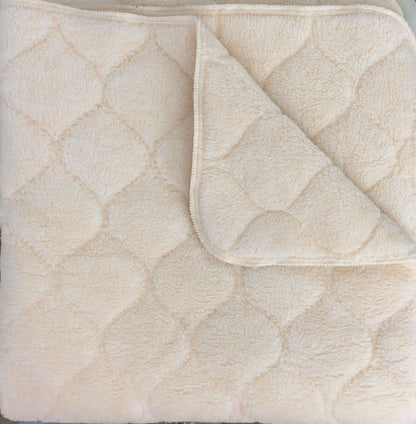 Closeout Specials Blankets and Liners