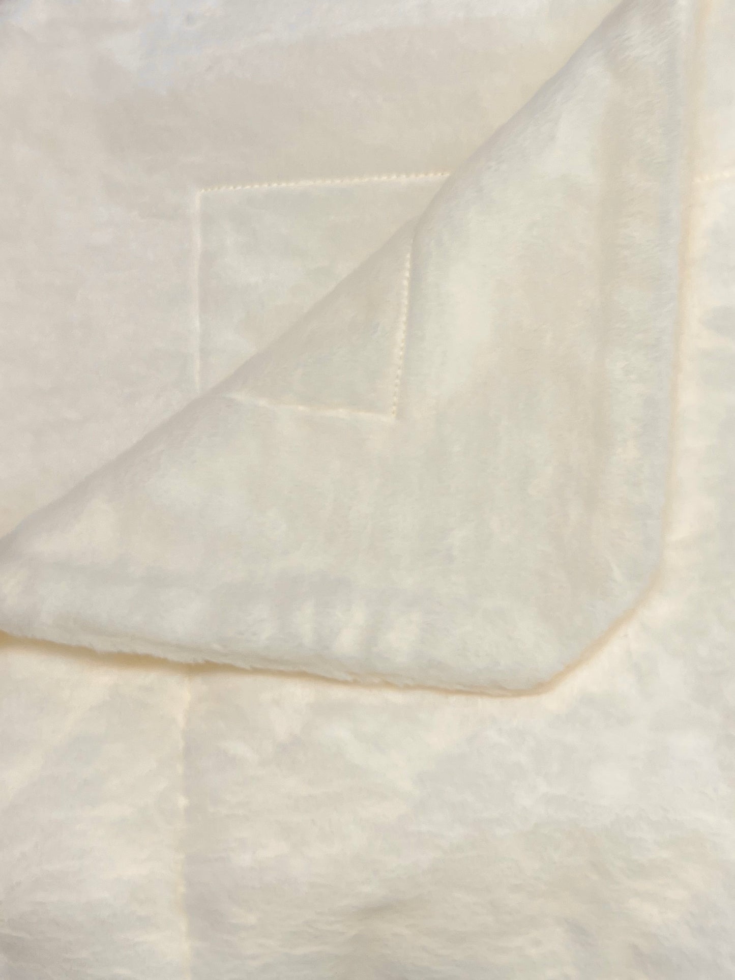 Closeout Specials Blankets and Liners