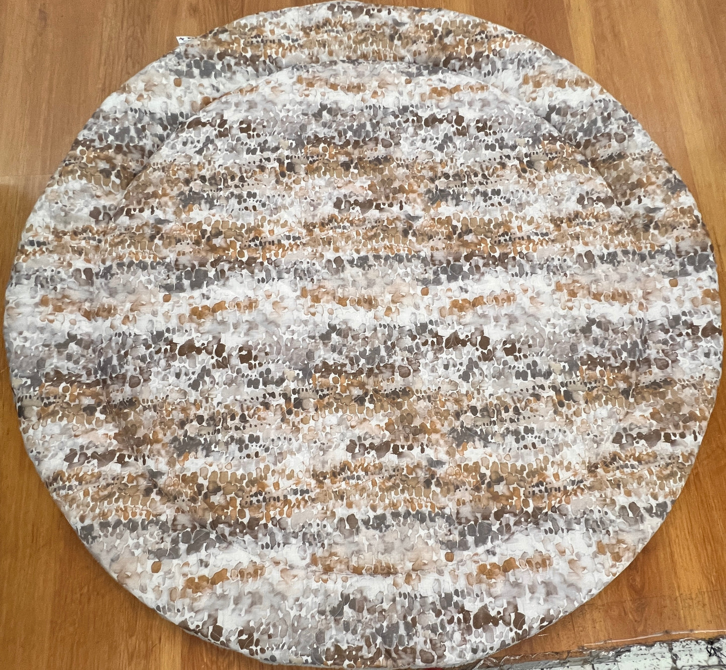 Rounds and Square