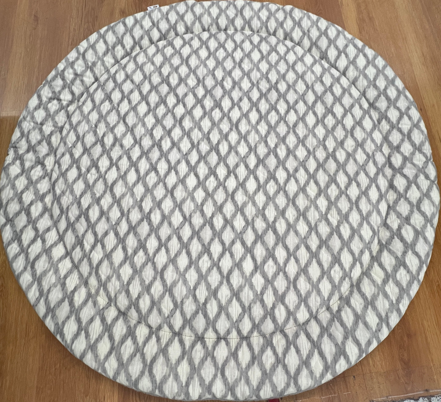 Rounds and Square